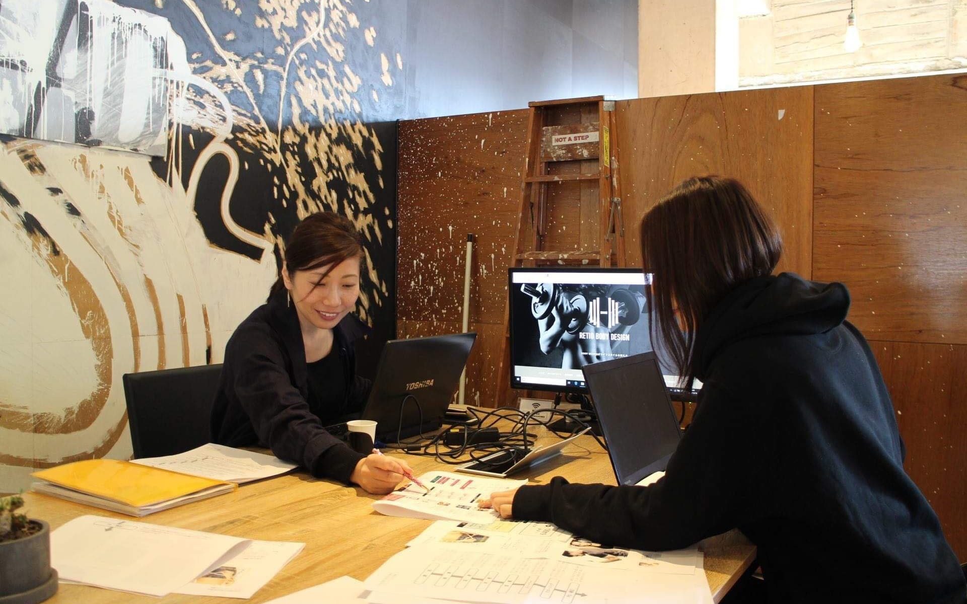 ファビット内での打合せの様子